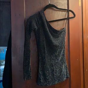 asymmetrical nighttime attire